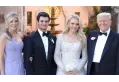 Тиффани Трамп с супругом и родителями/Соцсети