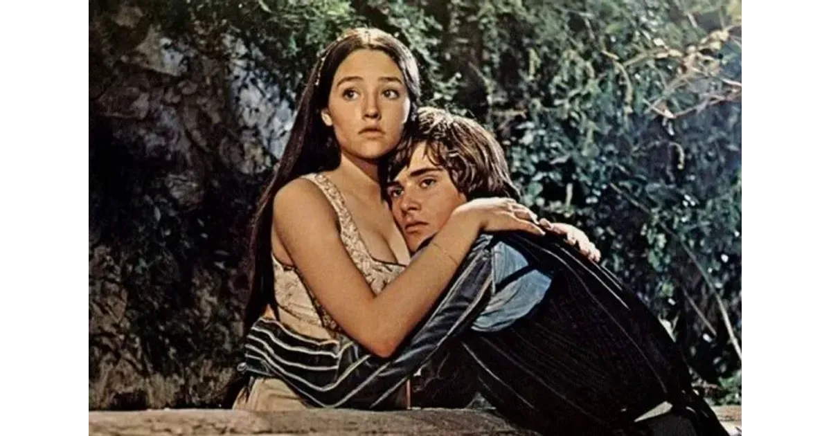 Звезды фильма Ромео и Джульетта проиграли иск на 500 млн долларов, поданный из-за сцены с обнажением