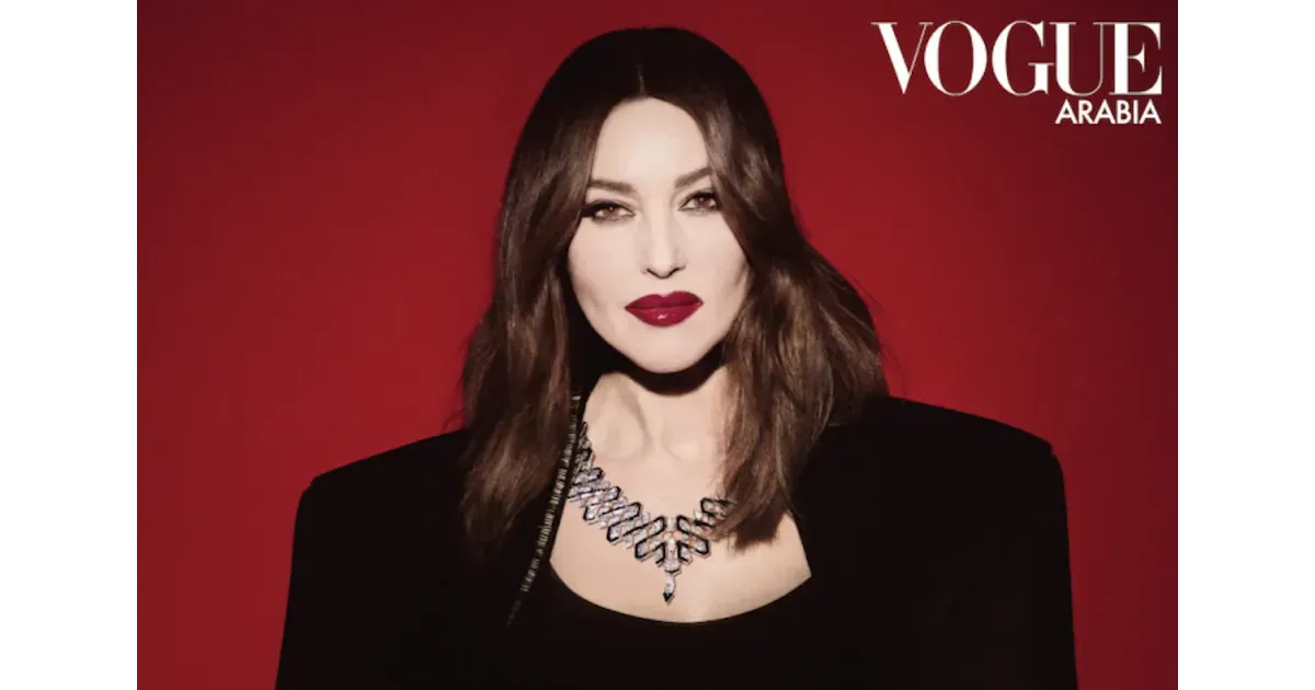 Моника Беллуччи снялась для обложки арабского Vogue и рассказала о работе с Тимом Бёртоном