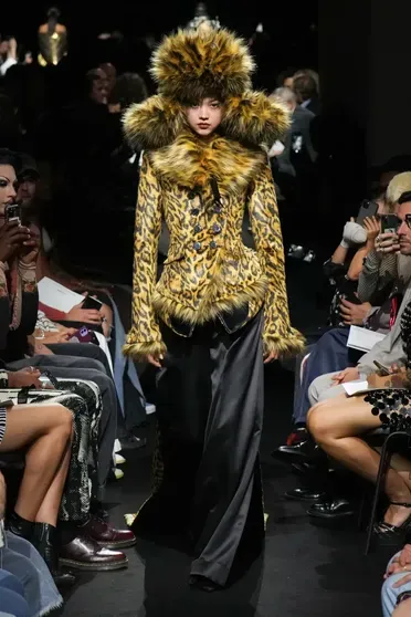 Jean Paul Gaultier Couture осень-зима — 2023/2024
