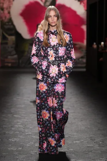 Ребекка Ли Лонгендайк на Chanel весна-лето — 2024