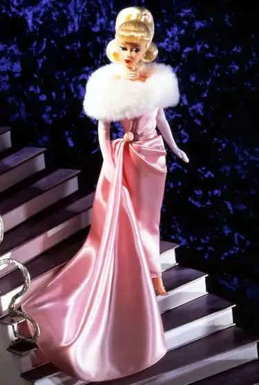 Барби 1960-х годов из коллекции Enchanted Evening