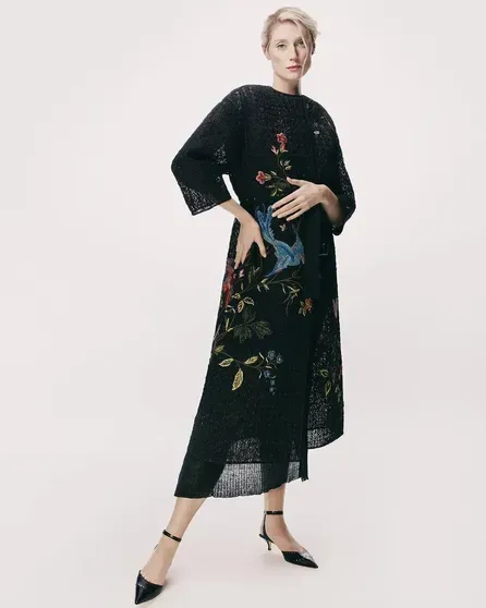 Элизабет Дебики для Dior La Rose