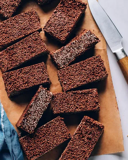 Шоколадные батончики с амарантом/Minimalist Baker