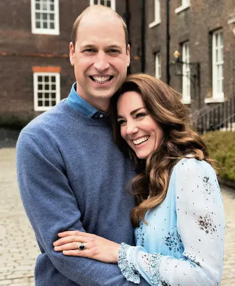 Официальное фото Кейт Миддлтон и принца Уильяма по случаю 10-й годовщины свадьбы/Фото: princeandprincessofwales/Instagram*