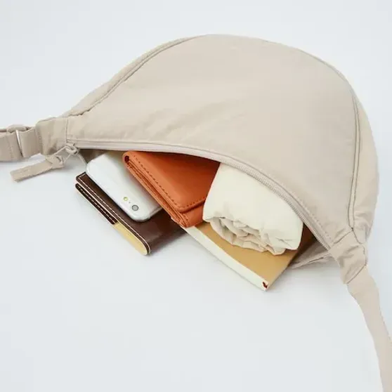 Сумка Uniqlo Shoulder Bag