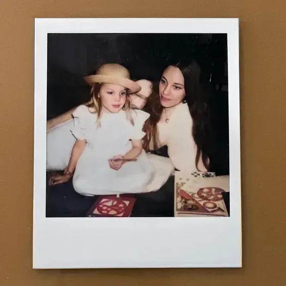 Анджелина Джоли с мамой