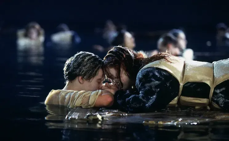 Кадр из фильма "Титаник"
