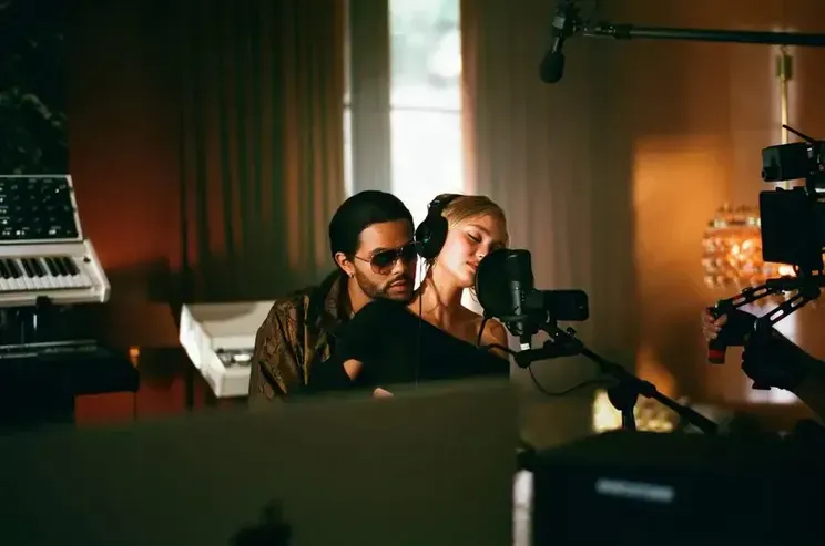 The Weeknd и Лили-Роуз Депп в сериале "Кумир"