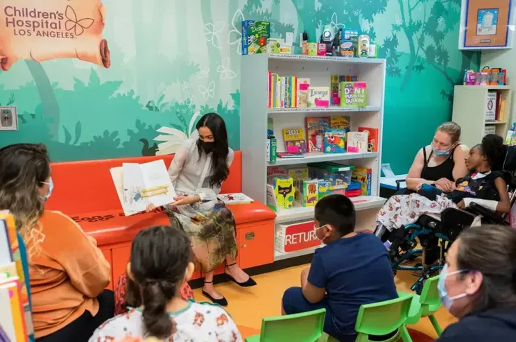 Меган Маркл навещает пациентов в детской больнице/Фото: Children's Hospital Los Angeles