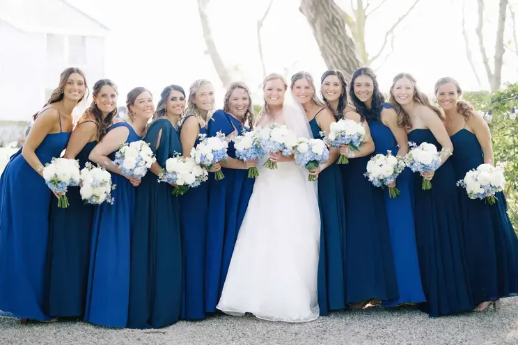 Сара Кеннеди с подружками невесты