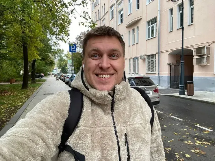 Александр Незлобин